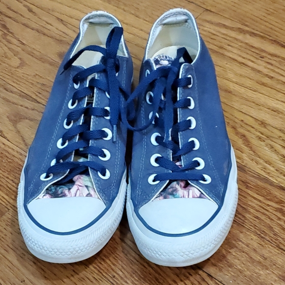 converse all star tennis shoes